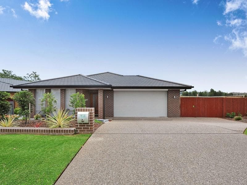 74 Capital Drive, Port Macquarie, Port Macquarie - Thumbnail 3