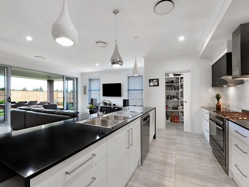 74 Capital Drive, Port Macquarie, Port Macquarie - Thumbnail 4