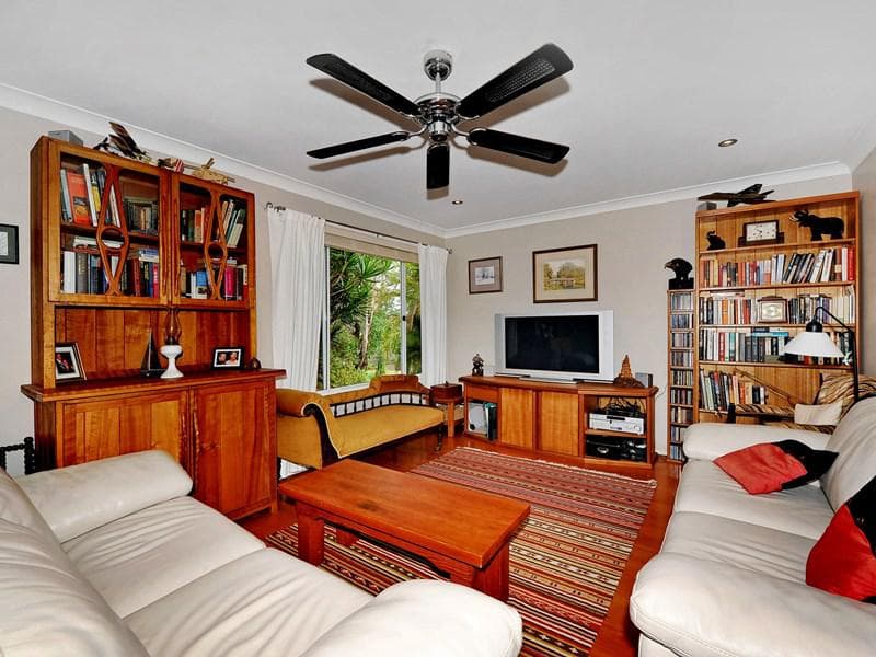 2/32																										Clifton Drive
														
								Port Macquarie, NSW 2444, Port Macquarie - Thumbnail 4