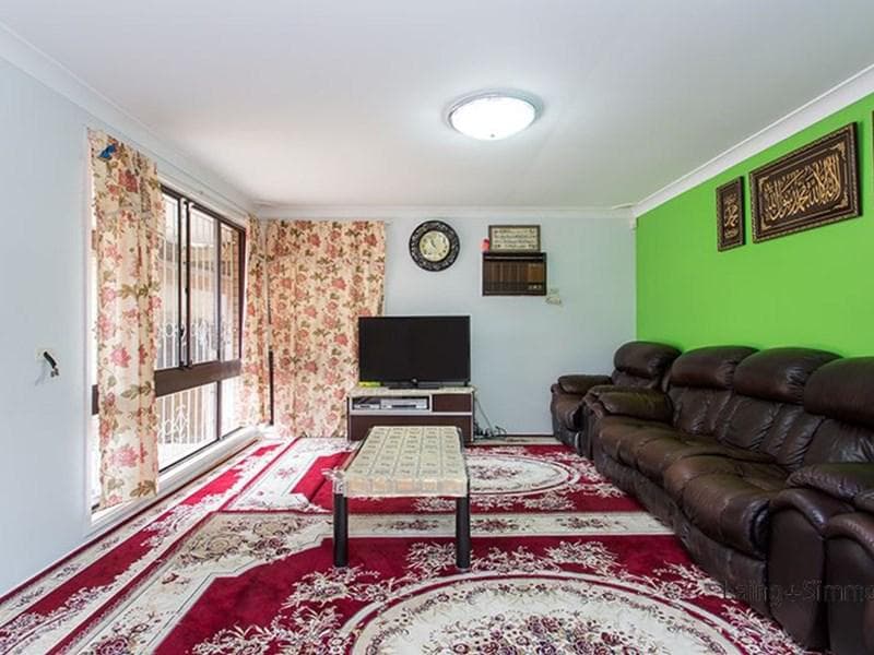 8 Reeve Crescent, Doonside, Doonside - Thumbnail 4