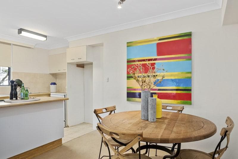 Level 2, 2/6 Macleay  Street, Potts Point, Potts Point - Thumbnail 2