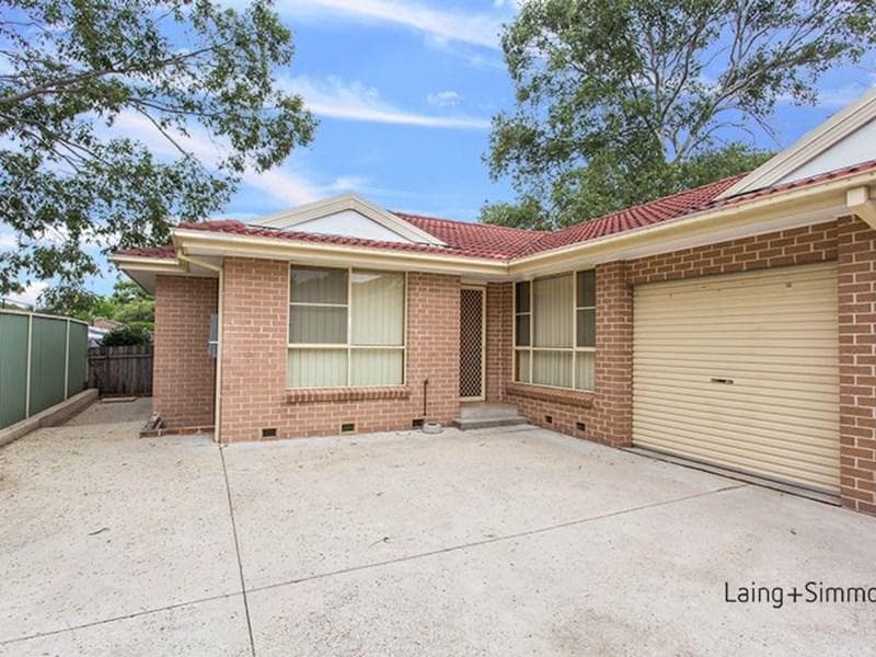 2/5 Lamonerie Street, Toongabbie, Toongabbie - Image 1