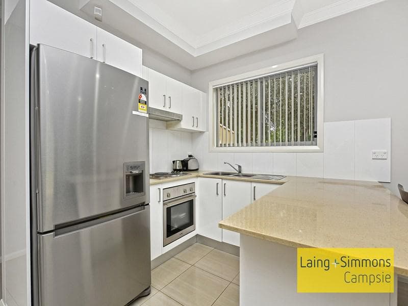 1/30 Chiswick Road, Greenacre, Greenacre - Thumbnail 2