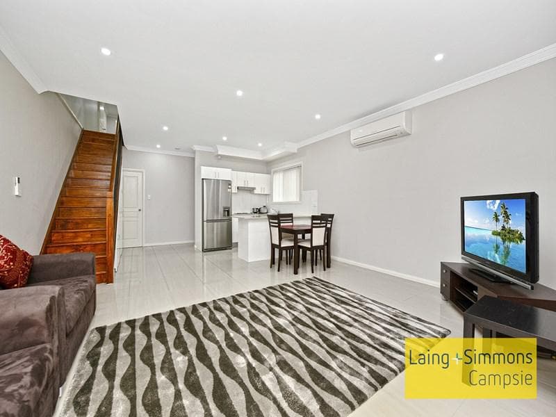 1/30 Chiswick Road, Greenacre, Greenacre - Thumbnail 3