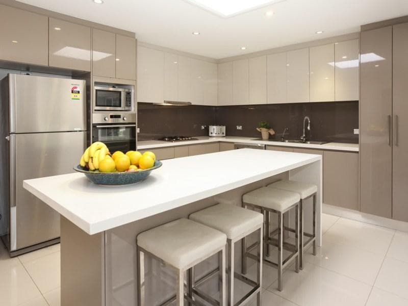 44 Huxley Drive, Winston Hills, Winston Hills - Thumbnail 2