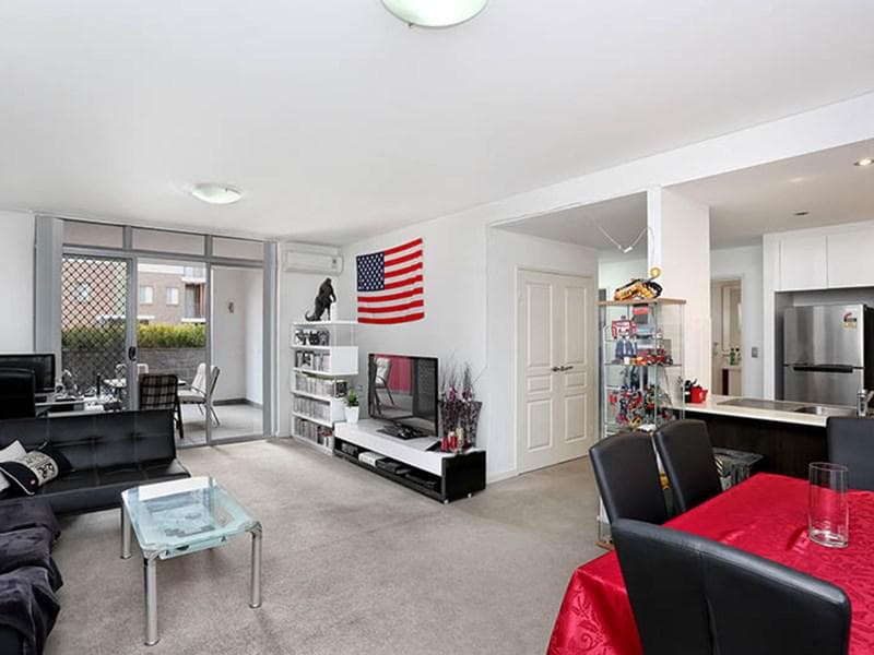 3/28 Brickworks Drive, Holroyd, Holroyd - Thumbnail 2