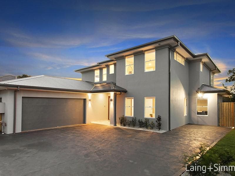 13 Grovewood Place, Castle Hill, Castle Hill - Image 1