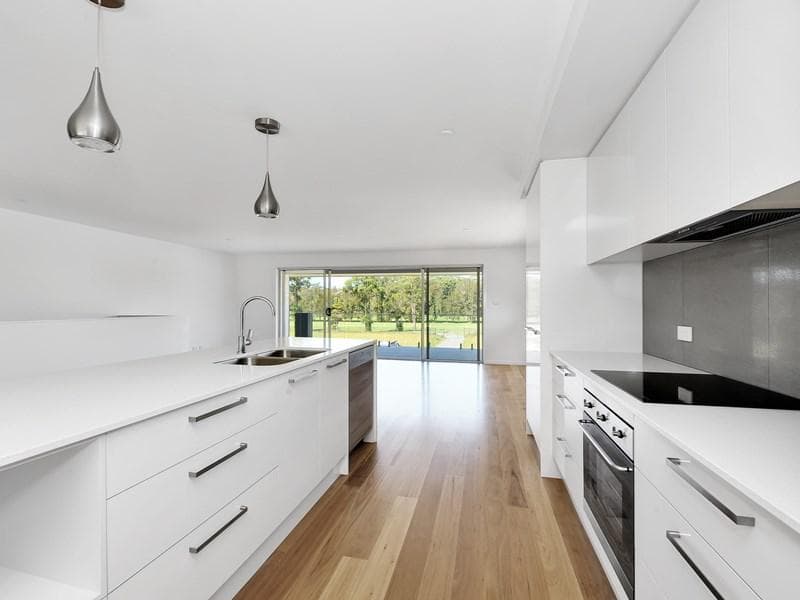 28 Diamond Drive, Port Macquarie, Port Macquarie - Thumbnail 3