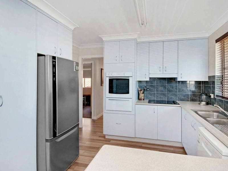 11 Grassmere Way, Port Macquarie, Port Macquarie - Thumbnail 4
