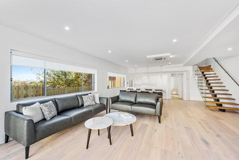 2b Victory Street (aka 31a Blake Street), Rose Bay, Rose Bay - Thumbnail 2