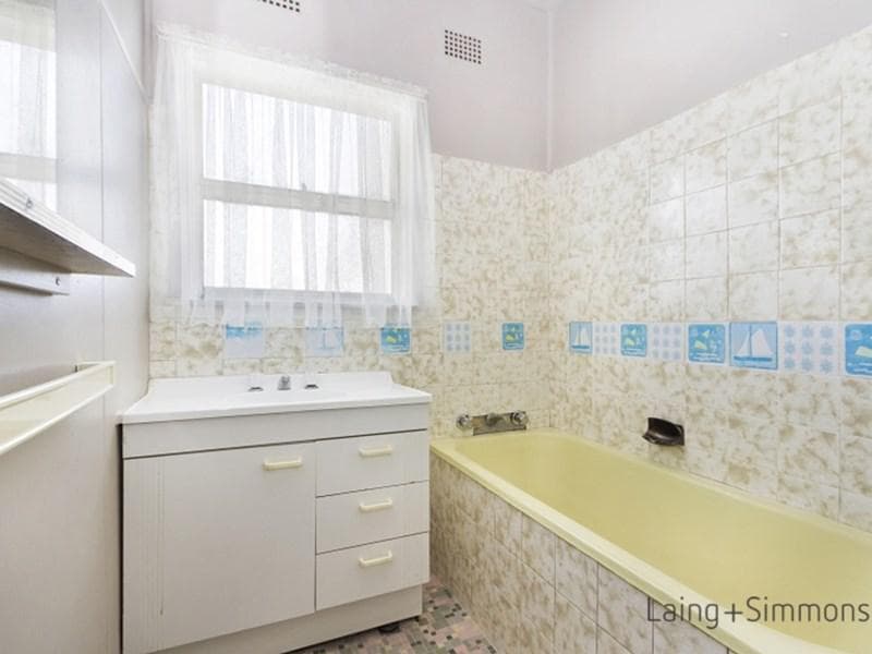 32 Lowana Ave, Merrylands, Merrylands - Thumbnail 5