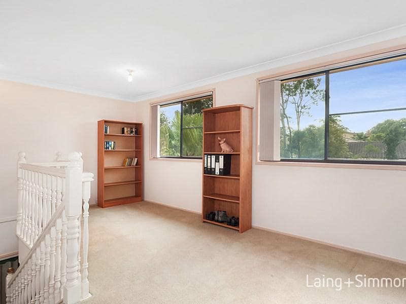 16 Marton Crescent, Kings Langley, Kings Langley - Thumbnail 4