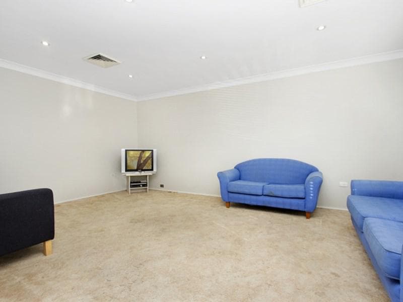 76 Sampson Crescent, Acacia Gardens, Acacia Gardens - Thumbnail 4