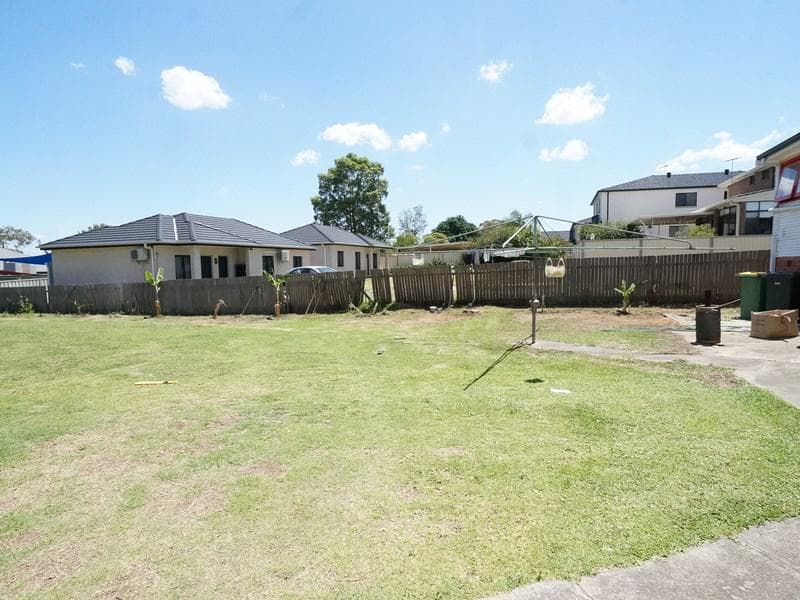 7/28																										South Creek Road
														
								Dee Why, NSW 2099, Fairfield - Thumbnail 6