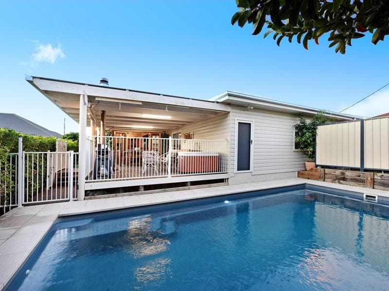 22 Morrish Street, Port Macquarie, Port Macquarie - Thumbnail 3