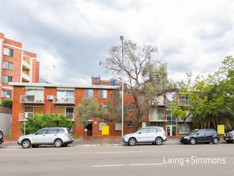 12/2 Pitt Street, Parramatta, Parramatta - Image 1