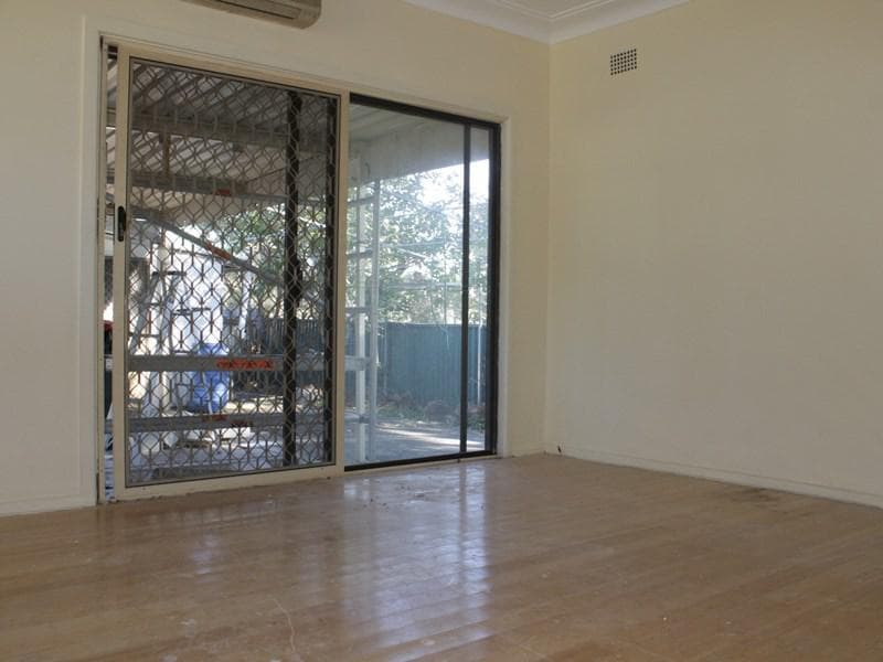 25 Grant Avenue, Cabramatta, Cabramatta - Thumbnail 8