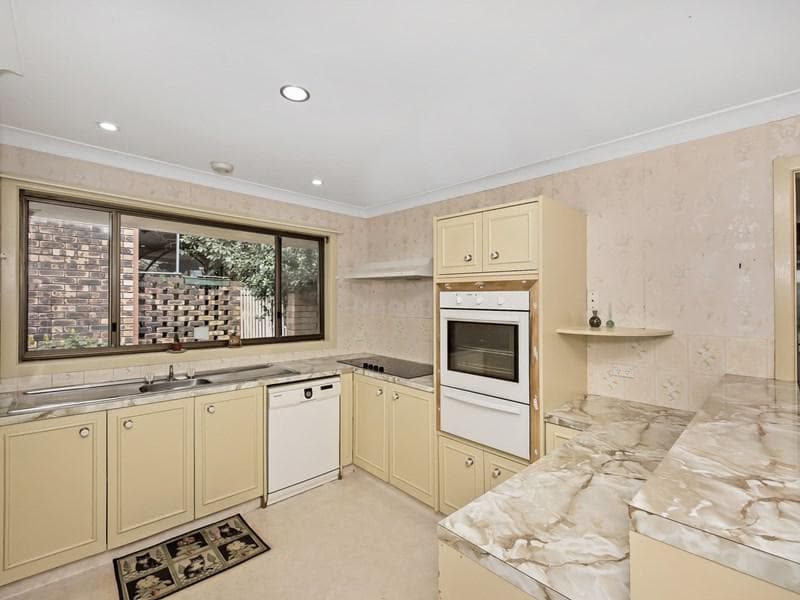 24 Boonamin Road, Port Macquarie, Port Macquarie - Thumbnail 4