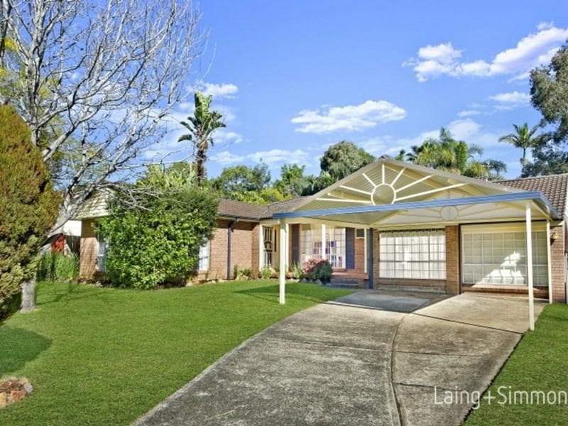 8 Madeira Avenue, Kings Langley, Kings Langley - Image 1