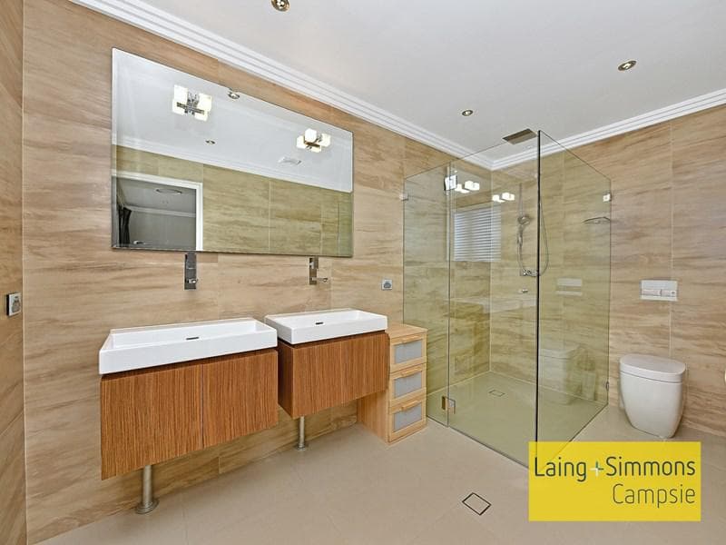 30/4-16																										Kingsway
														
								Dee Why, NSW 2099, Arncliffe - Thumbnail 3