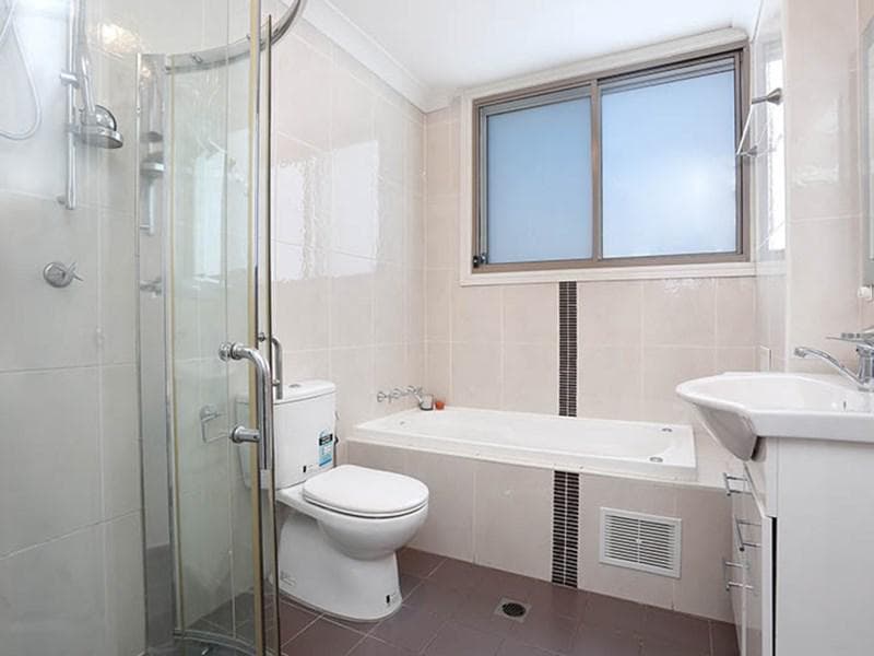 4/548 - 556 Woodville Road, Guildford, Guildford - Thumbnail 5