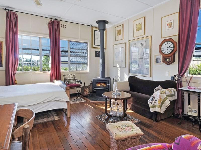 30/4-16																										Kingsway
														
								Dee Why, NSW 2099, Port Macquarie - Thumbnail 5