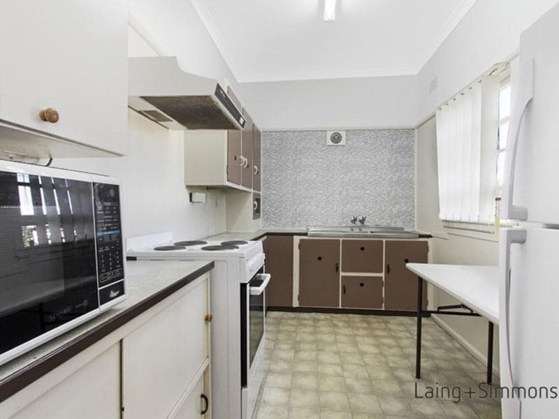14 Jewelsford Rd, Wentworthville, Wentworthville - Thumbnail 3