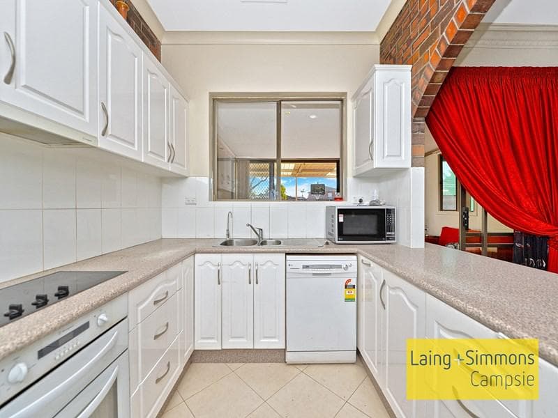 2a Quentin Street, Bass Hill, Bass Hill - Thumbnail 2