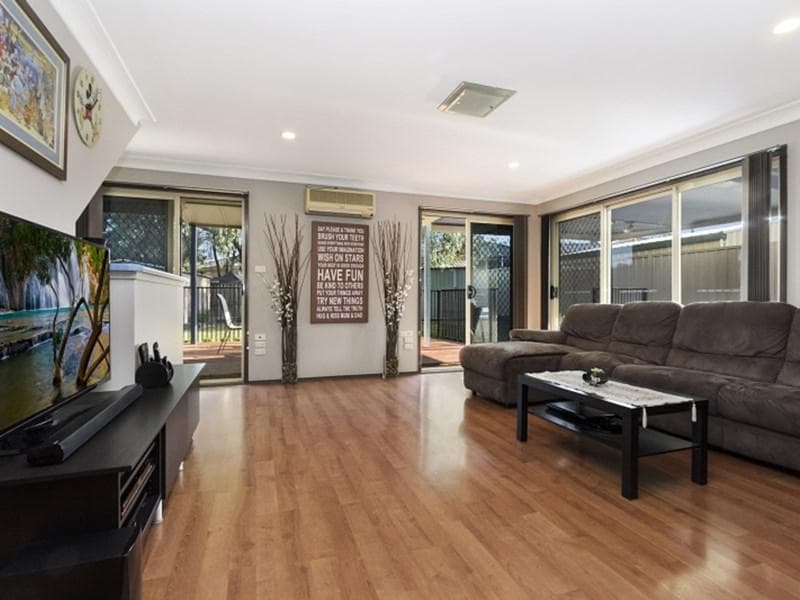 30/4-16																										Kingsway
														
								Dee Why, NSW 2099, Dean Park - Thumbnail 3
