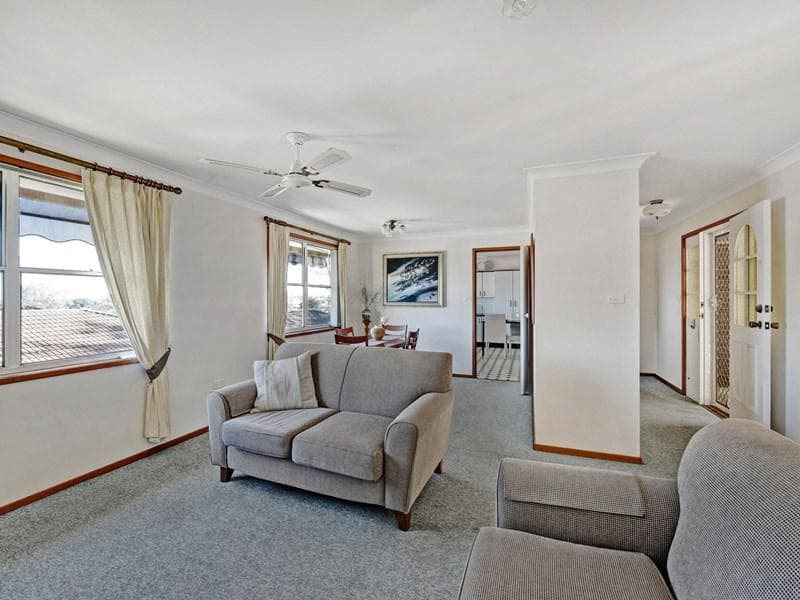 4/8 Norfolk Avenue, Port Macquarie, Port Macquarie - Thumbnail 2