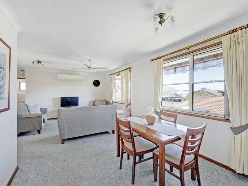 4/8 Norfolk Avenue, Port Macquarie, Port Macquarie - Thumbnail 3