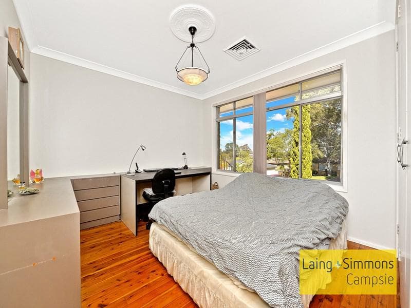 6 Petrie Place, Georges Hall, Georges Hall - Thumbnail 5