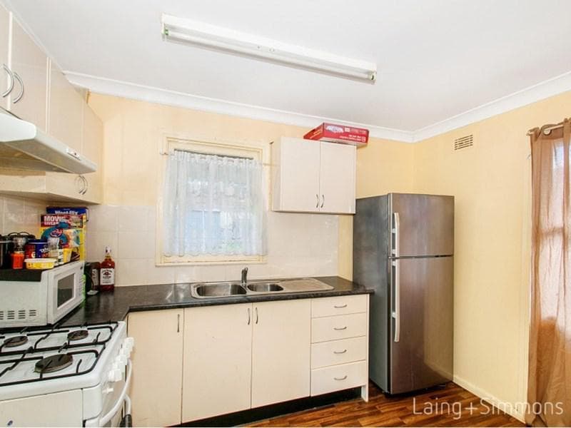 2 Siandra Avenue, Shalvey, Shalvey - Thumbnail 3