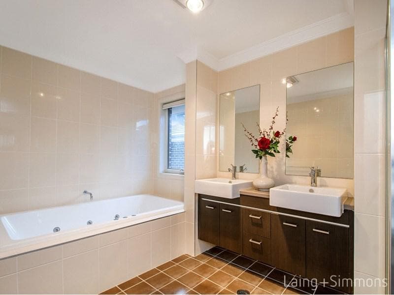 53 Sentry Drive, Stanhope Gardens, Stanhope Gardens - Thumbnail 6