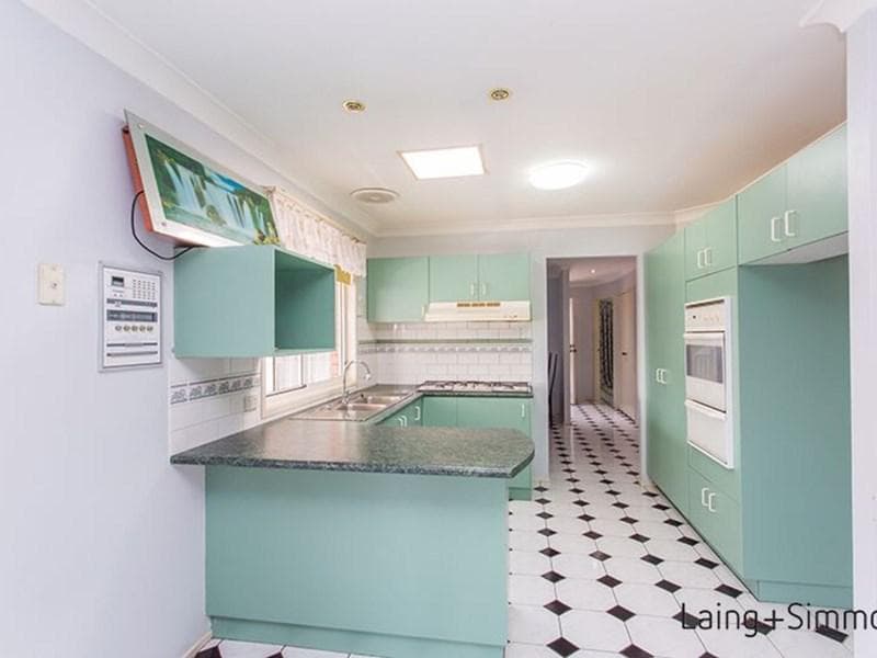 20 Osmond Court, Hassall Grove, Hassall Grove - Thumbnail 2