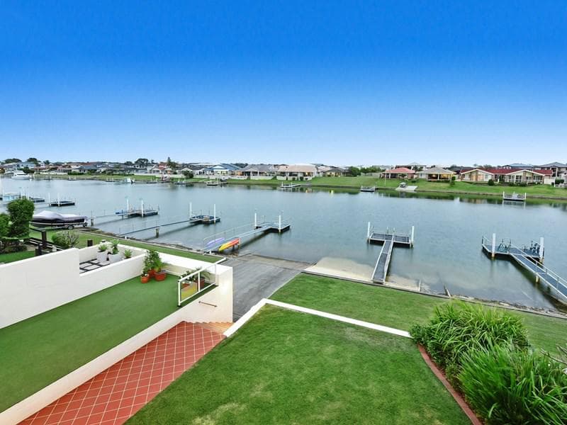 26 Commodore Crescent, Port Macquarie, Port Macquarie - Thumbnail 3