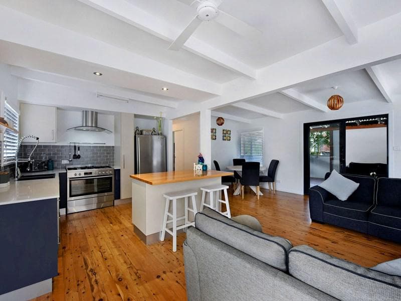 7/28																										South Creek Road
														
								Dee Why, NSW 2099, North Shore - Thumbnail 2