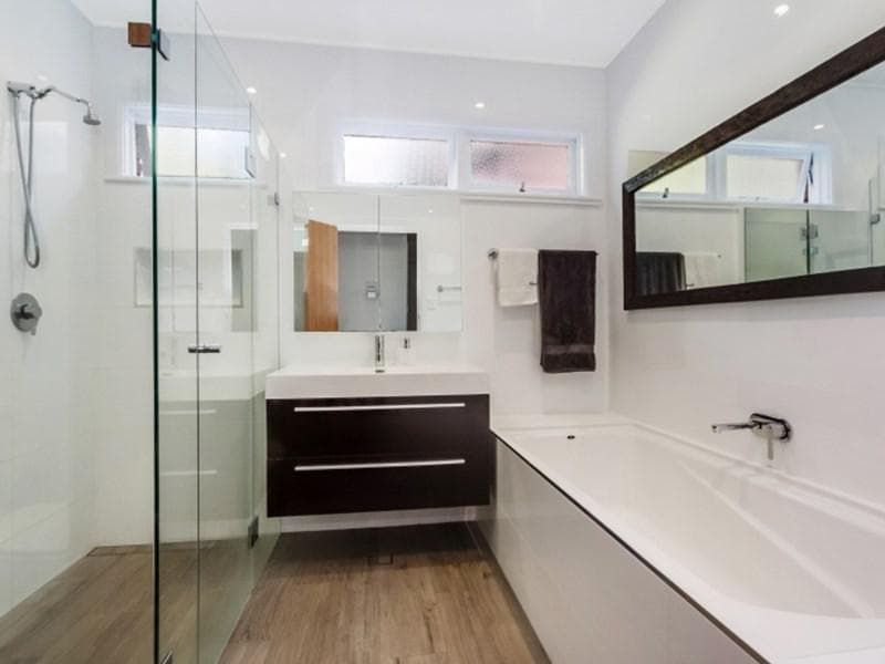 50/2																										Eastbourne Road
														
								Darling Point, NSW 2027, Baulkham Hills - Thumbnail 5