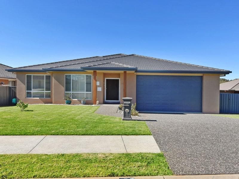107 Emerald Drive, Port Macquarie, Port Macquarie - Image 1