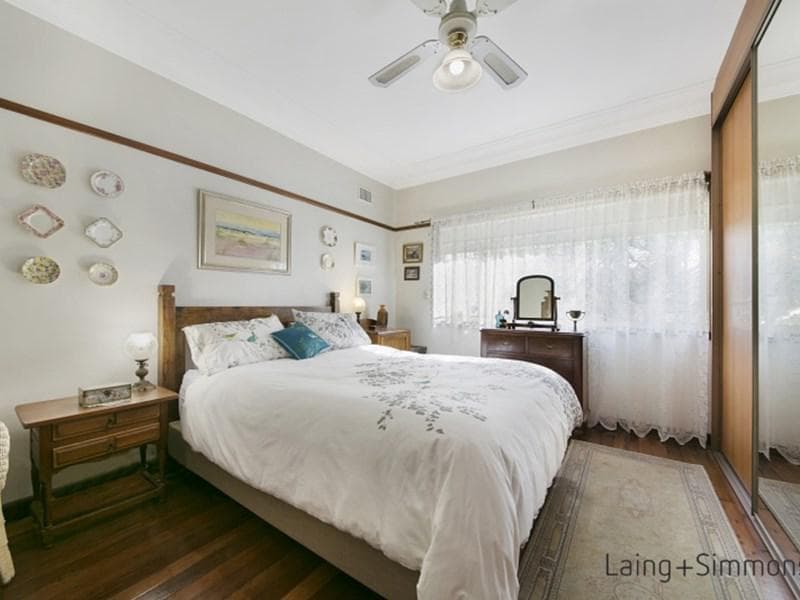 27 Mayfield Street, Wentworthville, Wentworthville - Thumbnail 2