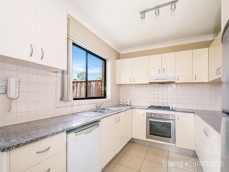 13/18 Cumming Crescent, Quakers Hill, Quakers Hill - Thumbnail 2