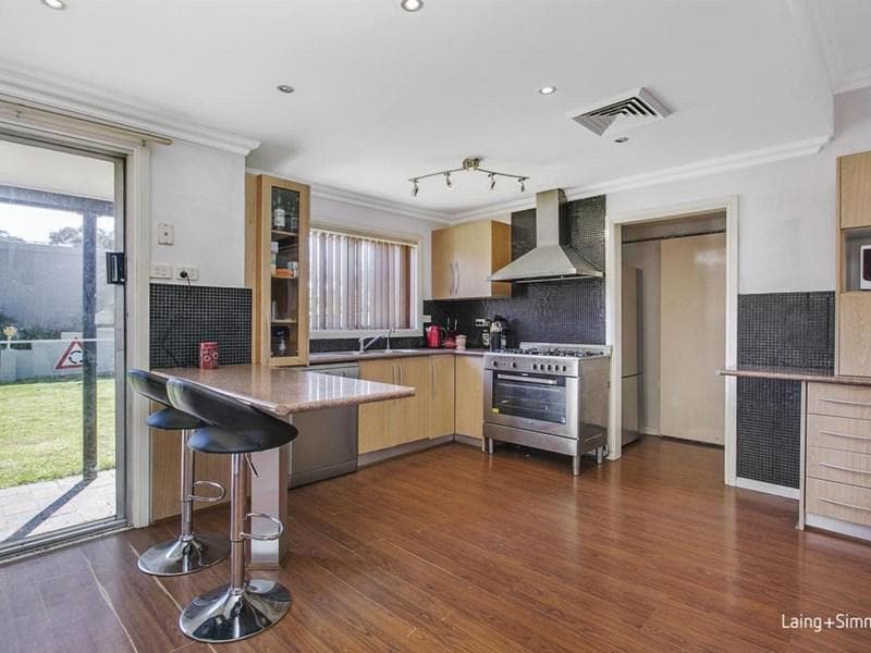 7 Constance Avenue, Oxley Park, Oxley Park - Thumbnail 2