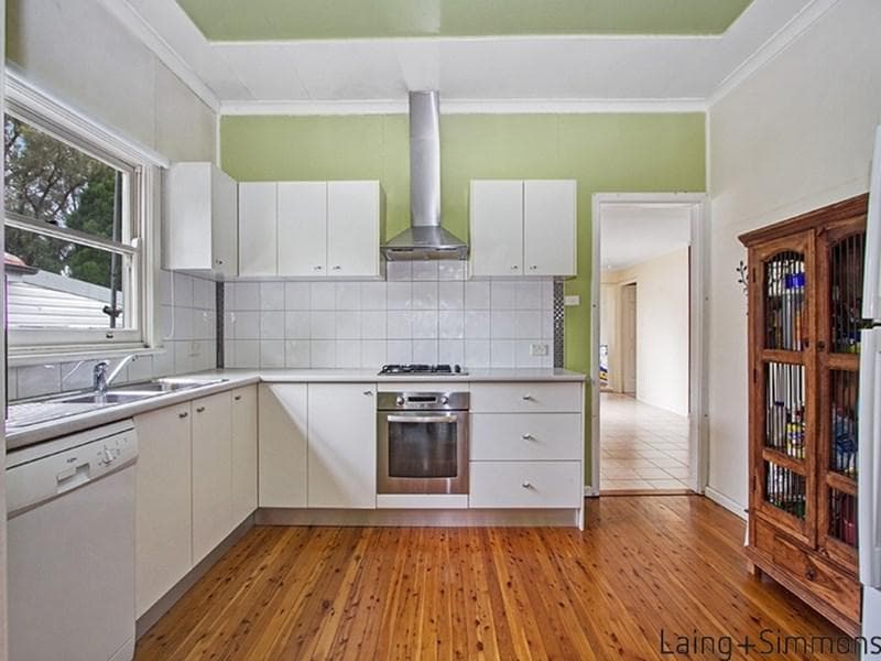 42 Stapleton Street, Wentworthville, Wentworthville - Thumbnail 2