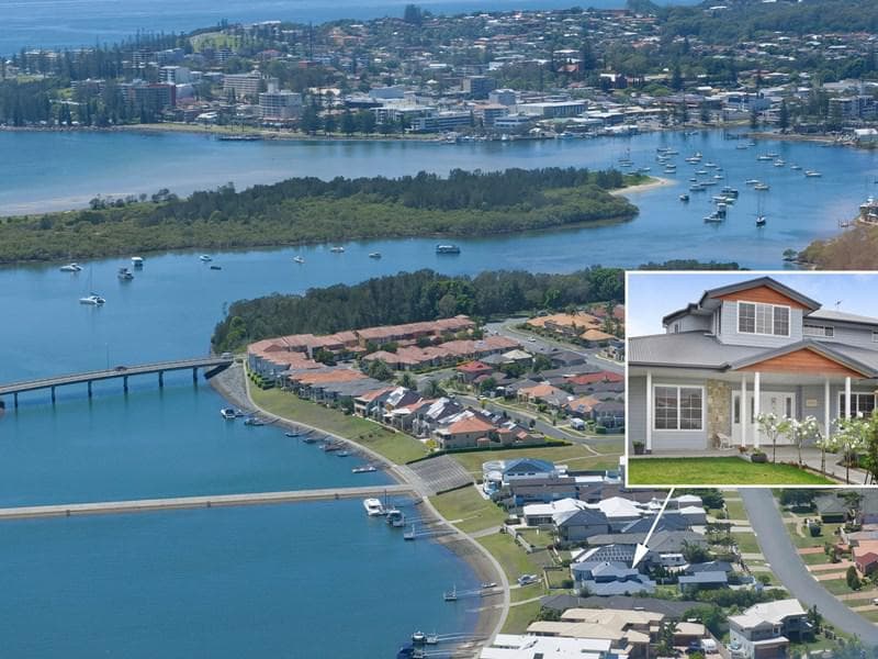 50/2																										Eastbourne Road
														
								Darling Point, NSW 2027, Port Macquarie - Image 1