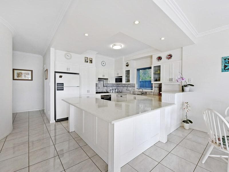 50/2																										Eastbourne Road
														
								Darling Point, NSW 2027, Port Macquarie - Thumbnail 3
