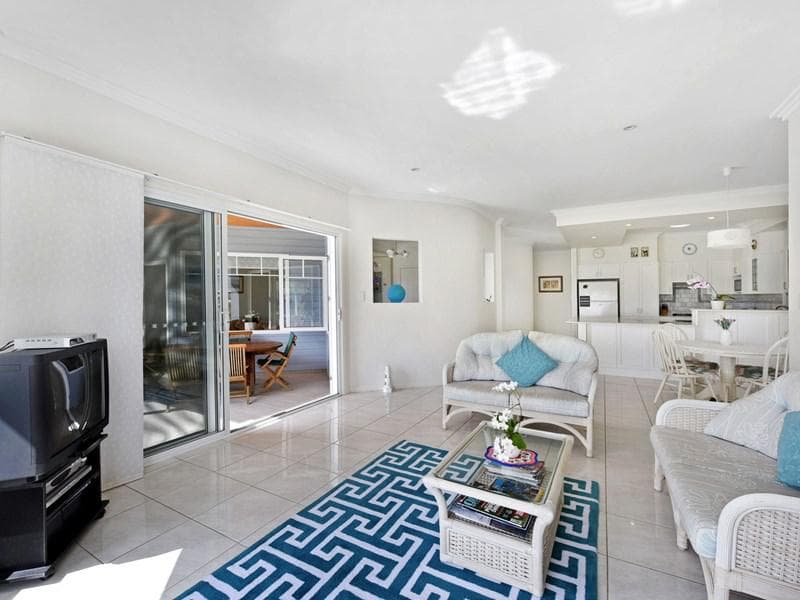 50/2																										Eastbourne Road
														
								Darling Point, NSW 2027, Port Macquarie - Thumbnail 4
