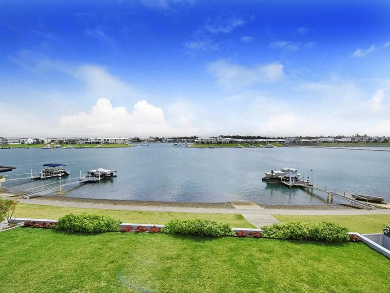 50/2																										Eastbourne Road
														
								Darling Point, NSW 2027, Port Macquarie - Thumbnail 6