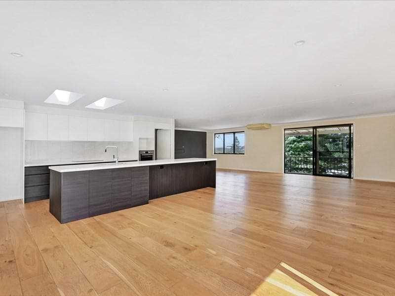 50/2																										Eastbourne Road
														
								Darling Point, NSW 2027, Port Macquarie - Thumbnail 4