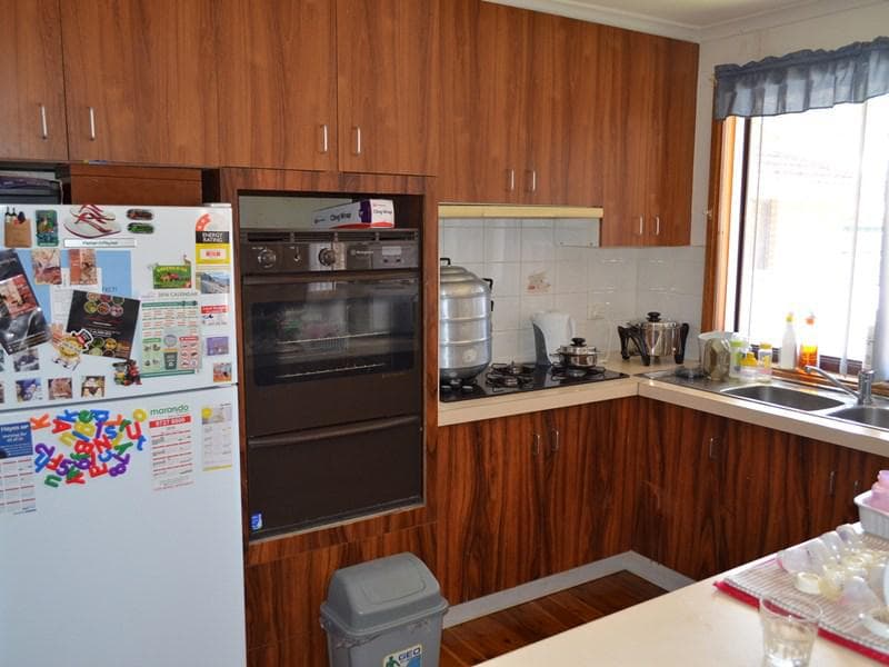 2/4 Amiens Close, Bossley Park, Bossley Park - Thumbnail 2