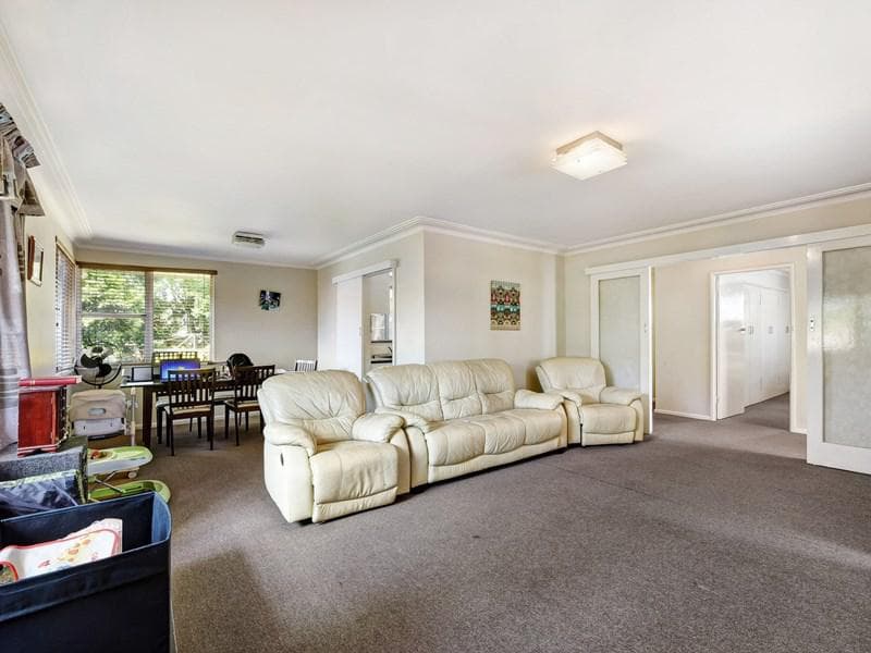 50/2																										Eastbourne Road
														
								Darling Point, NSW 2027, Port Macquarie - Thumbnail 3